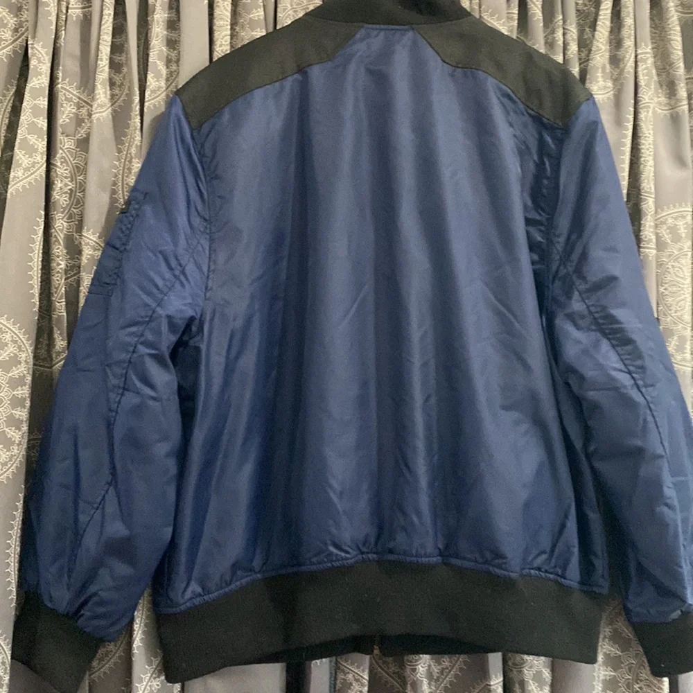 Jacket - Picture 3 of 3